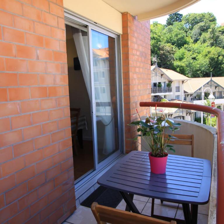 Mauresque - One-Bedroom Apartment - 6