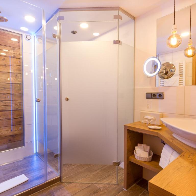 Wohlfühlhotel Berwanger Hof - Doppelzimmer Rubihorn (Haupthaus) - 3
