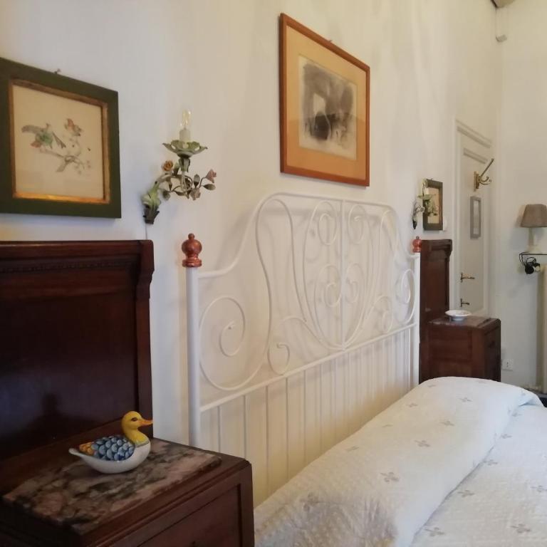Rooms by Anna - Camera Matrimoniale con Bagno Privato Esterno - 6