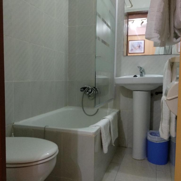 Pensión Venecia - Habitación Doble Económica - 5