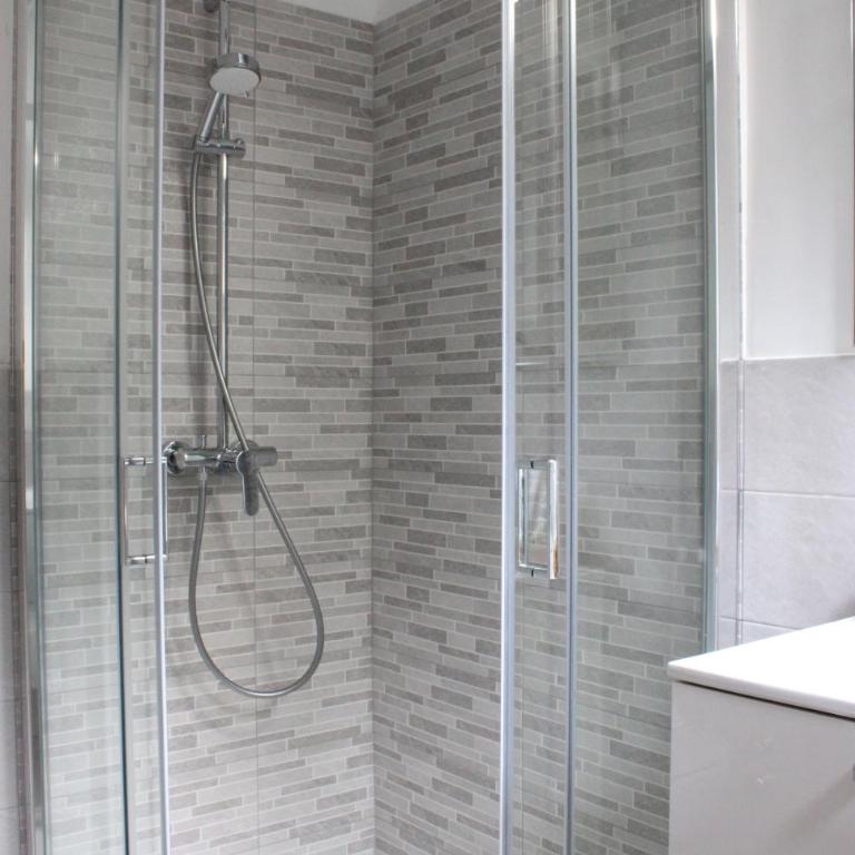 Hôtel Alexandra - Chambre Double ou Lits Jumeaux Économique - 6