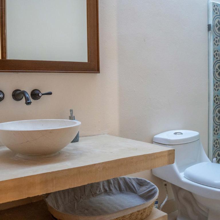 Hotel & Hostal Boutique Casa Garza - Double Room - 4
