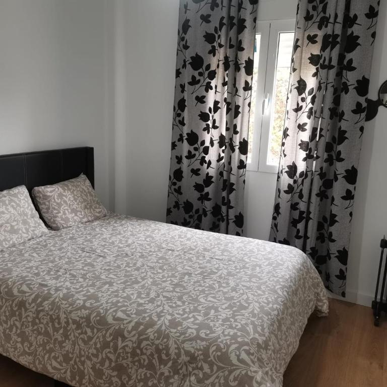 Aluche Aparment C - One-Bedroom Apartment - 16