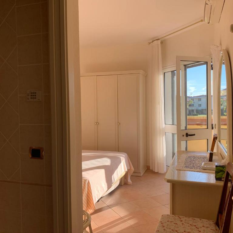 Lilla apartment - Two-Bedroom Apartment - 7