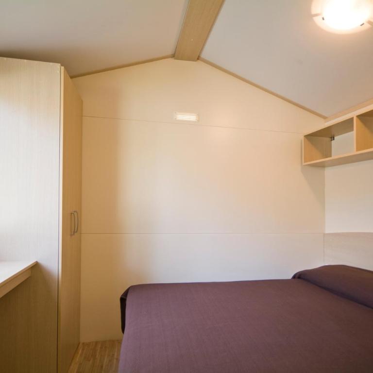 Camping Cisano - San Vito - Casa Mobile (5 Adulti) - 3