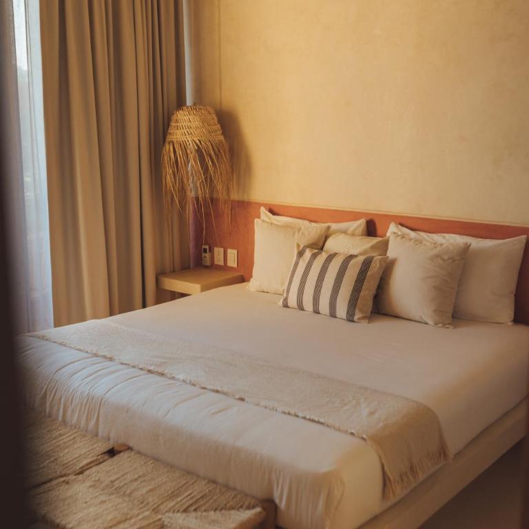 Casa Peregrino Holbox - Suite con cama grande y balcón - 3