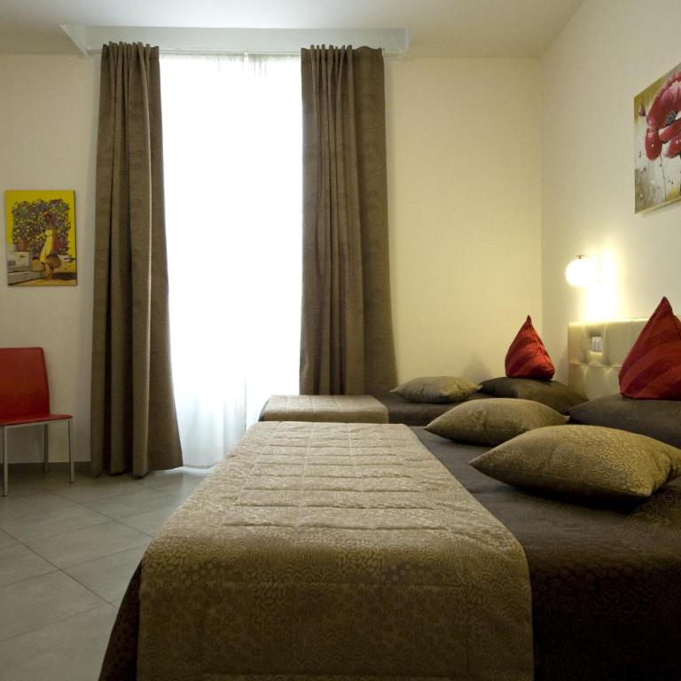 Ara Pacis Inn - Camera Tripla - 2