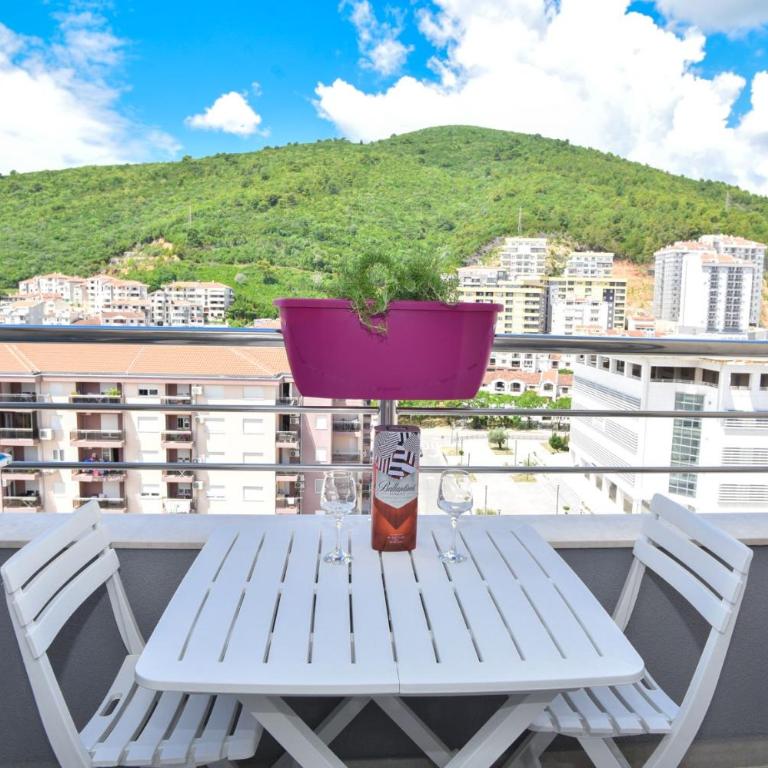 Lux Apartments Iva - Apartment with Mountain View - 1