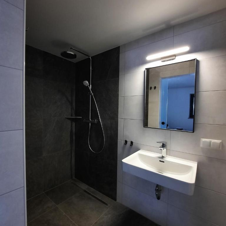 Haus Fien - Deluxe Studio mit Kingsize-Bett - 4