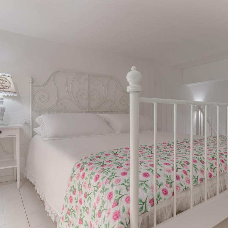 CASA VIOLANTE - One-Bedroom Apartment - 12