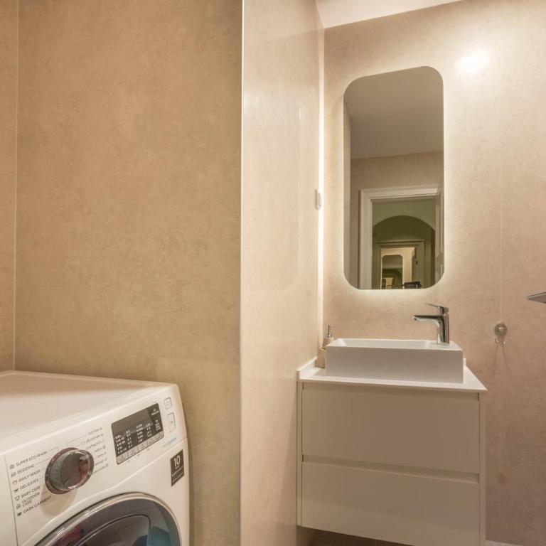 Sasha di Cattaro - Old Town Lux Apartment - Three-Bedroom Apartment - 4