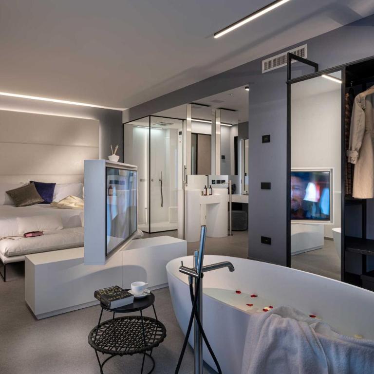 J44 Lifestyle Hotel - Suite King - 2