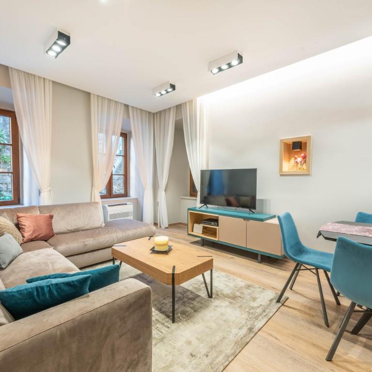 Sasha di Cattaro - Old Town Lux Apartment - Three-Bedroom Apartment - 10
