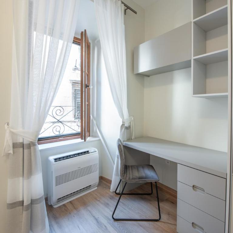 Sasha di Cattaro - Old Town Lux Apartment - Three-Bedroom Apartment - 11
