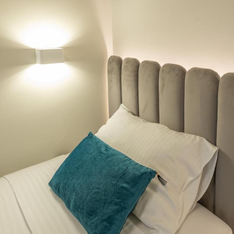 Sasha di Cattaro - Old Town Lux Apartment - Three-Bedroom Apartment - 32