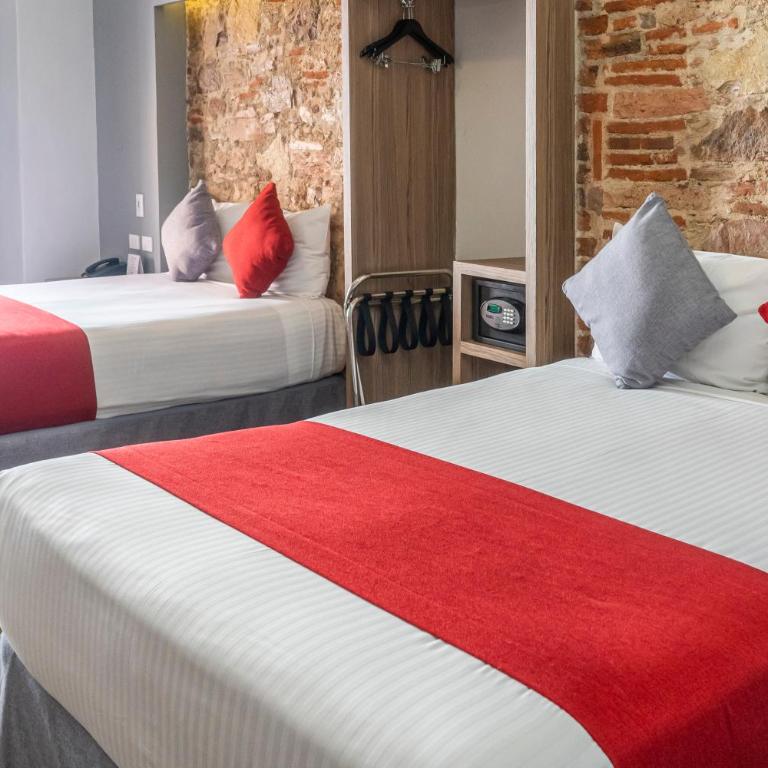Hotel Hidalgo - Twin Room with Balcony - 13