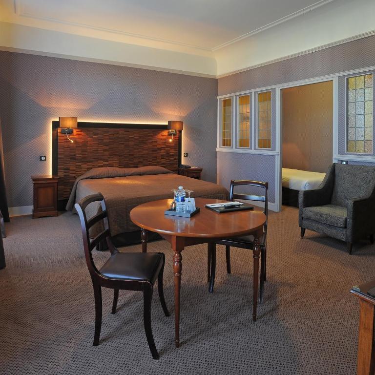 Grand Hôtel de Tours - Suite Junior Triple - 3