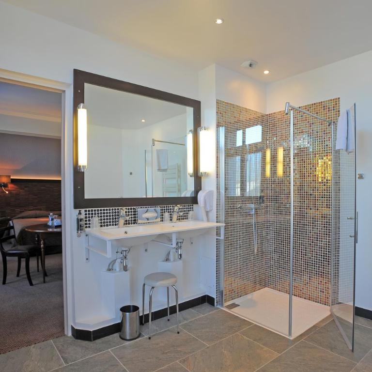 Grand Hôtel de Tours - Suite Junior Triple - 4