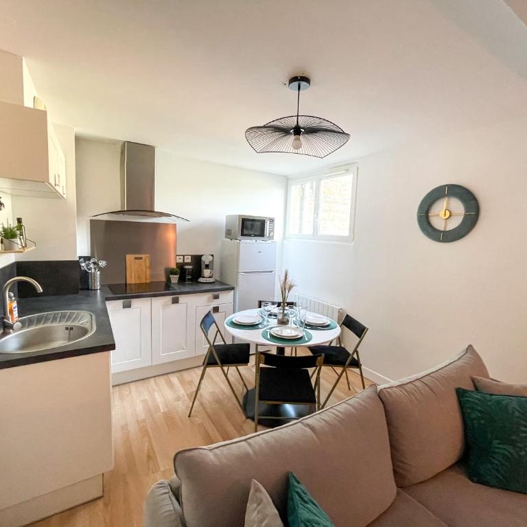 Duplex au pied de la gare - NETFLIX - Hyper-centre - Apartment - auf 2 Etagen - 4
