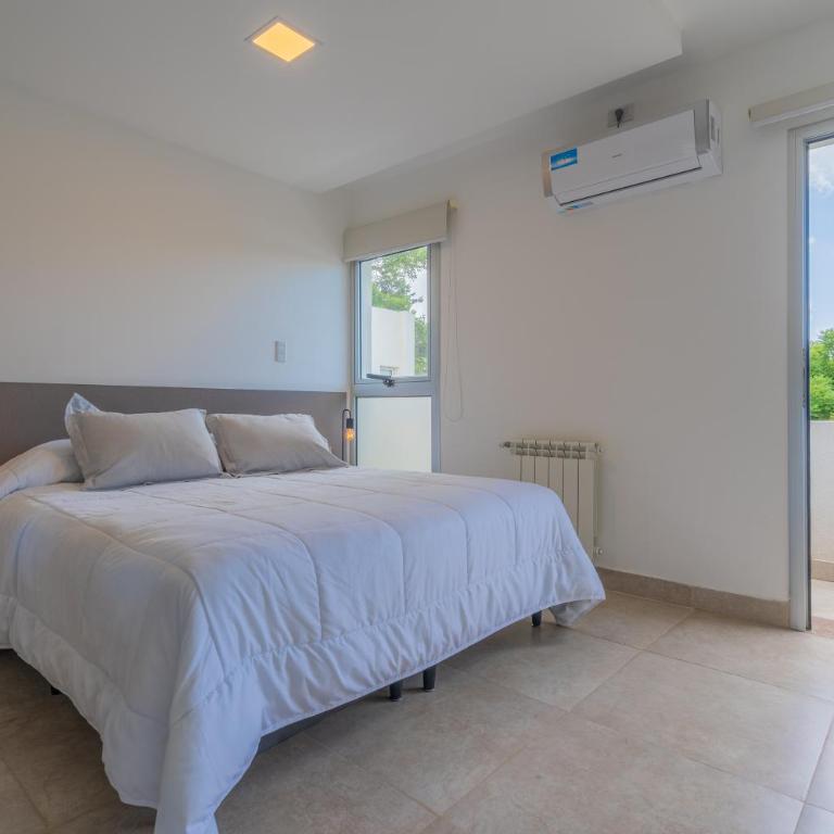 SIETE LUNAS DE San Lorenzo - Habitación Doble Deluxe con balcón - 1 o 2 camas - 8