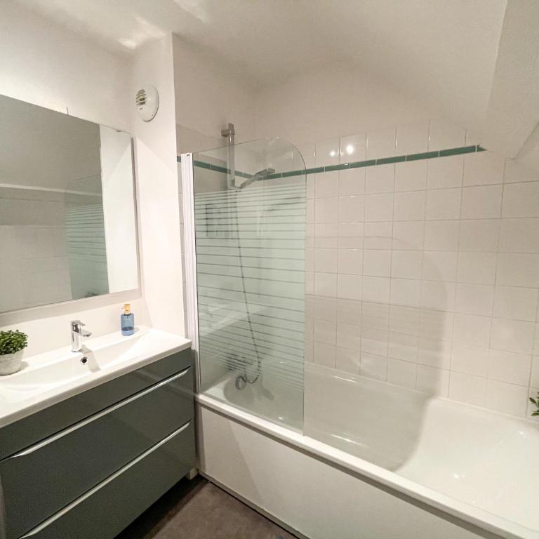 Duplex au pied de la gare - NETFLIX - Hyper-centre - Apartment - auf 2 Etagen - 17