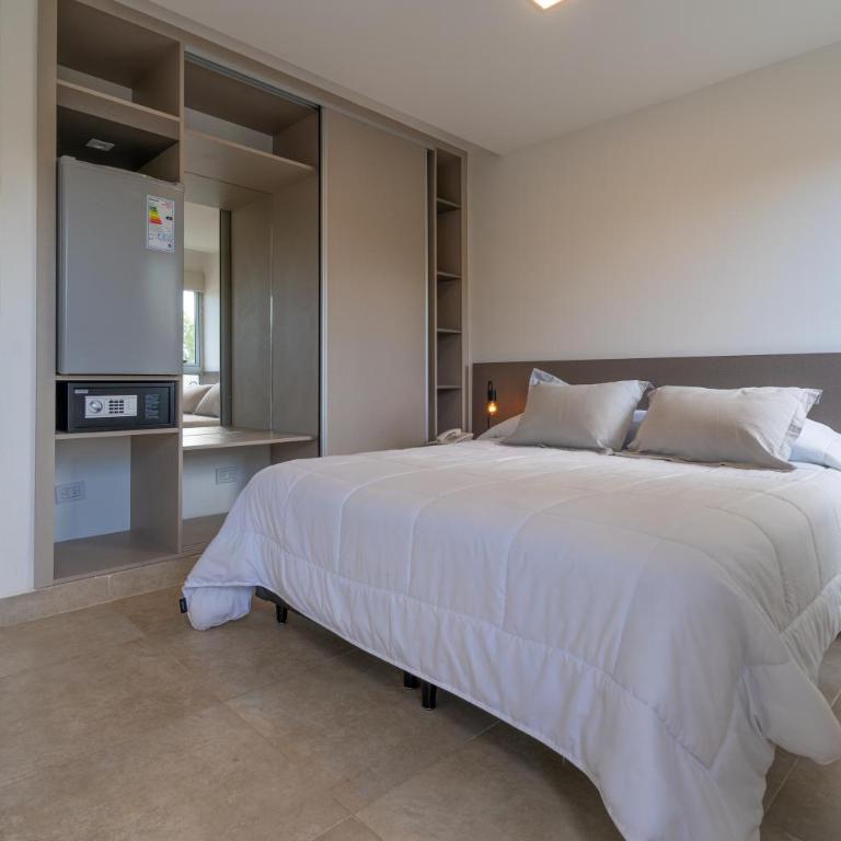 SIETE LUNAS DE San Lorenzo - Habitación Doble con vistas al jardín - 6