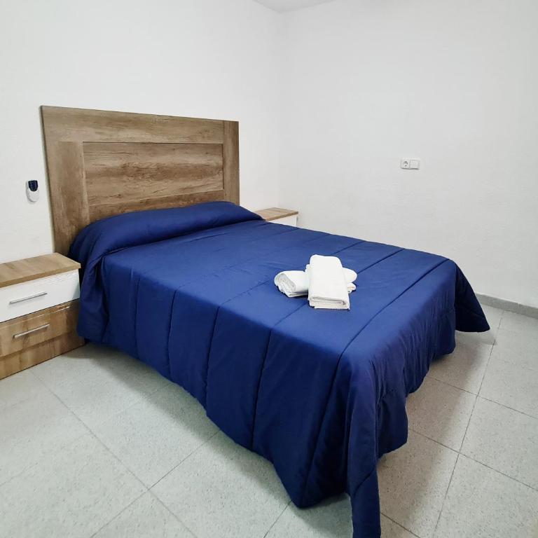 Apartamento completo Plaza España II - Three-Bedroom Apartment - 25