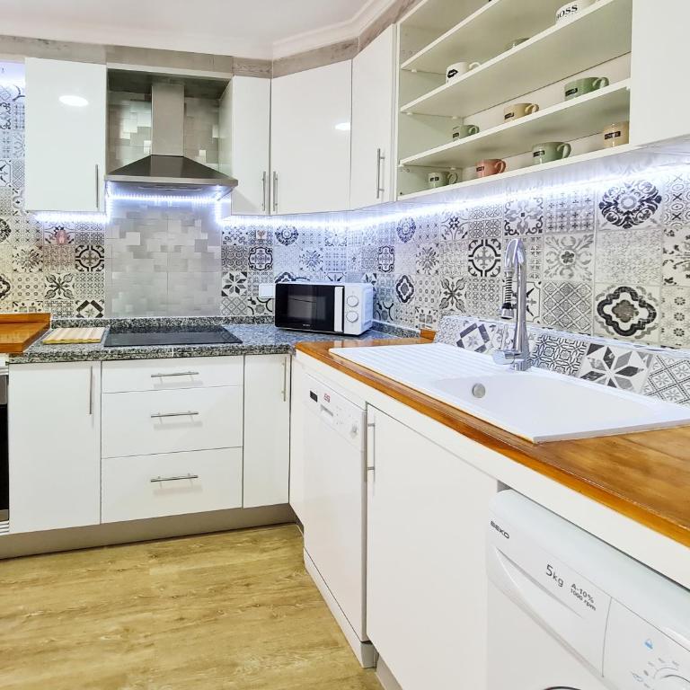 Apartamento completo Plaza España II - Three-Bedroom Apartment - 21
