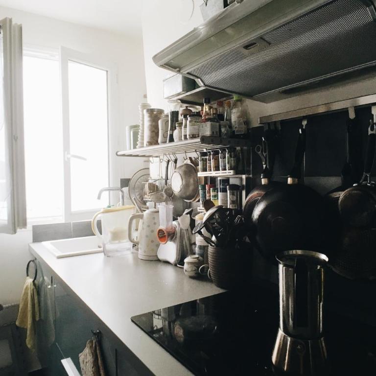 Bright And Charming F2 Near Republique - Appartement - 5