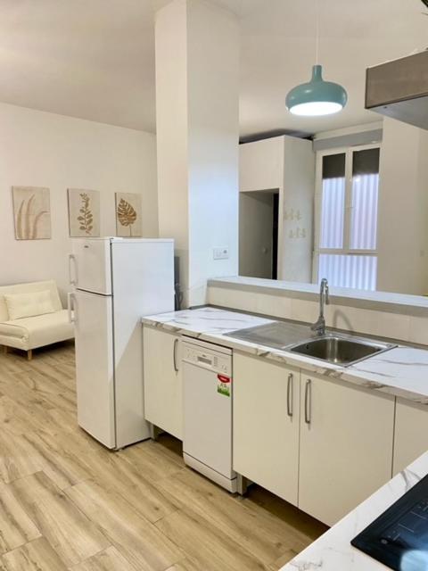 Flamenca Triana - Apartamento Wifi con 2 Dormitorios 2 sofas camas 2 baños - Apartamento de 2 dormitorios - 9