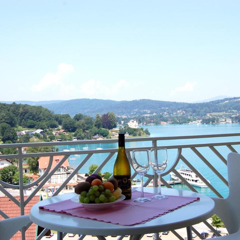 Buchenheim Apartments - Apartment mit Seeblick - 4