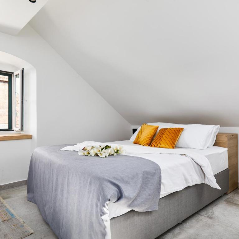 Old Town Casa Dameo Apartments - Deluxe Queen Studio - 6