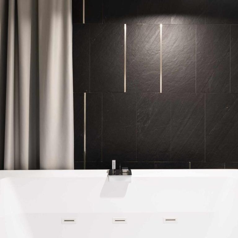 Alkamuri Posh Hotel e Spa - Suite con Vasca Idromassaggio - 5
