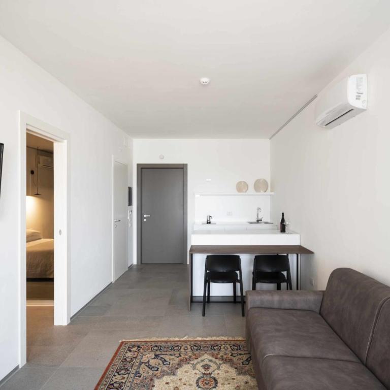 Alkamuri Posh Hotel e Spa - Suite con Vasca Idromassaggio - 6