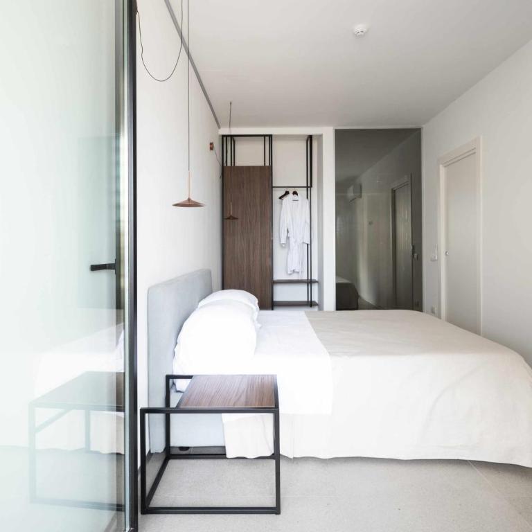 Alkamuri Posh Hotel e Spa - Suite con Balcone - 4
