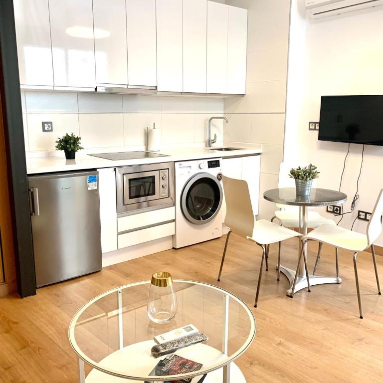 Homely Malaga Refino Loft D4 - Apartamento de 1 dormitorio - 15