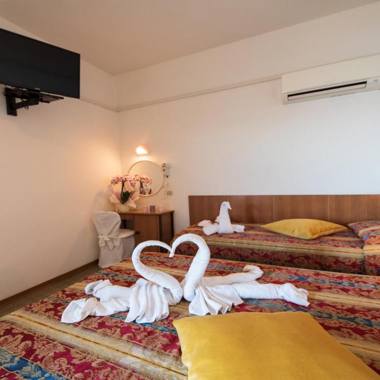 Hotel Majestic - Camera Quadrupla con Vista Mare Frontale - 4