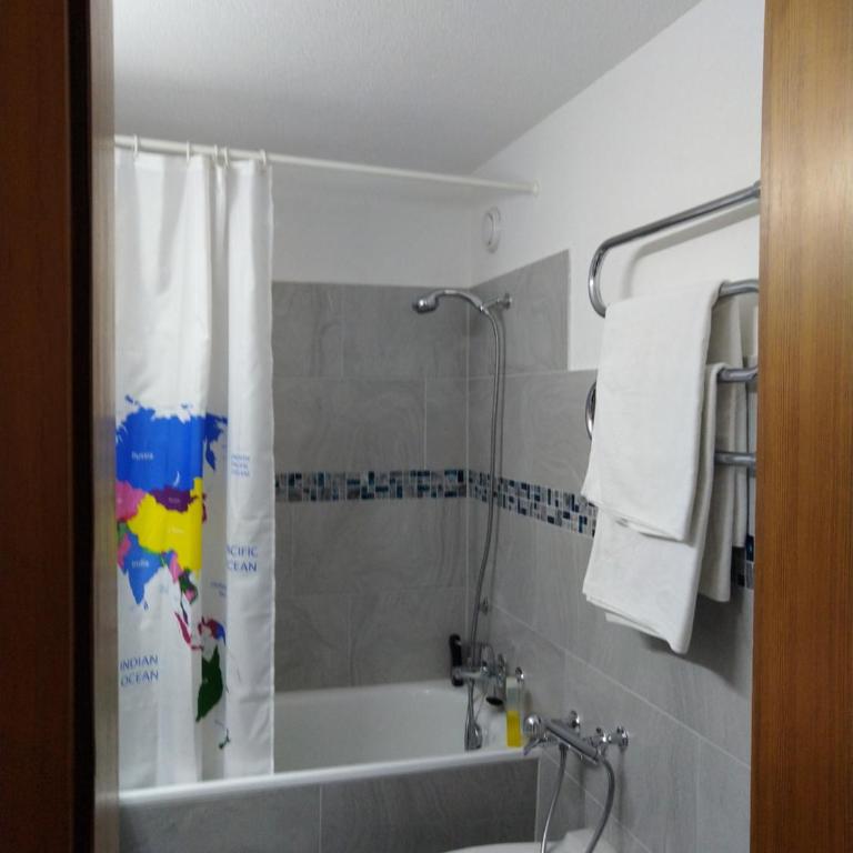 Holiday accommodation - swimming pool available - Superior Apartment - 36