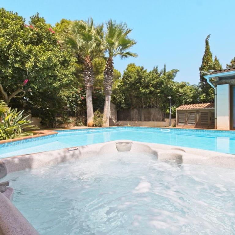Can Serena - Three-Bedroom Townhouse - 29