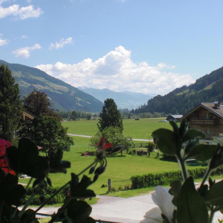 Naturpension Mühlhof - Doppelzimmer mit Gemeinschaftsbad und Balkon - 5