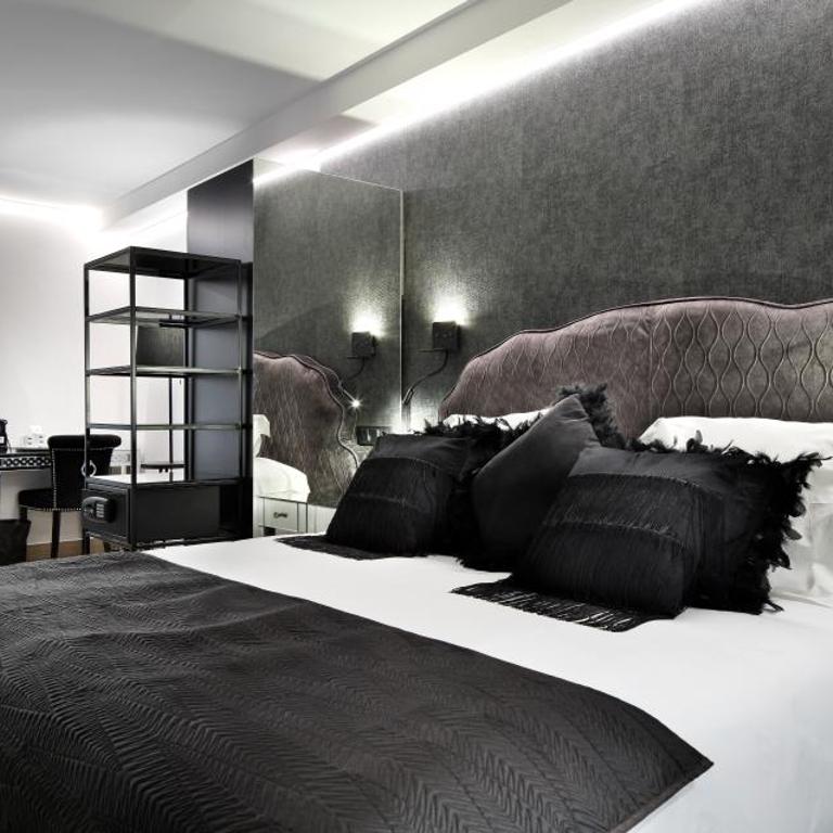 Pension Ama Bilbao - Habitación Doble Deluxe con balcón - 1