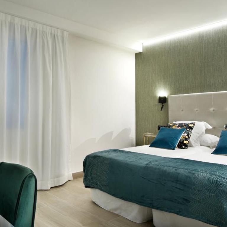 Pension Ama Bilbao - Habitación Doble adaptada para personas con discapacidad - 2 camas - 2