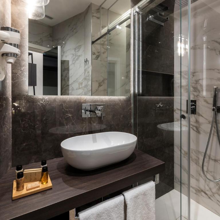 Growel Exclusive Suites San Pietro - Chambre Deluxe Double ou Lits Jumeaux - 7