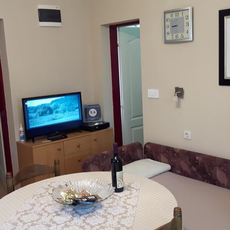 Apartments Penovic - One-Bedroom Apartment with Terrace - 22