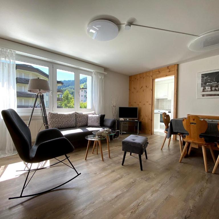 zentrale TOP Wohnung Chesa Ravaisch - Apartment mit Blick auf die Berge - 1