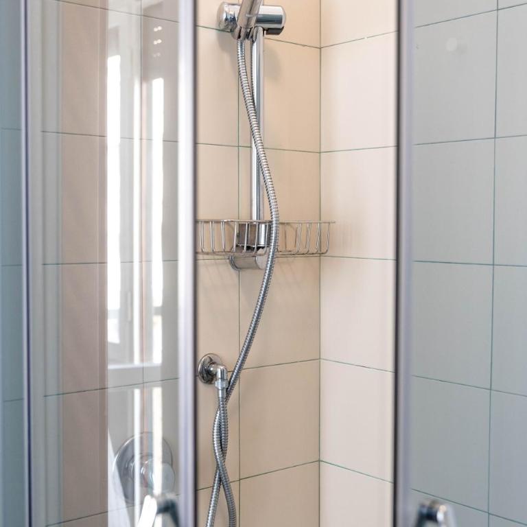 Four Rooms Alghero - Camera Matrimoniale con Bagno Privato - 12