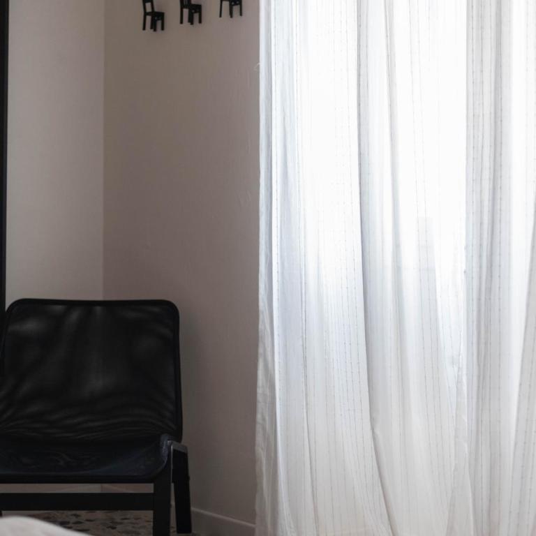 Four Rooms Alghero - Camera Matrimoniale - 22