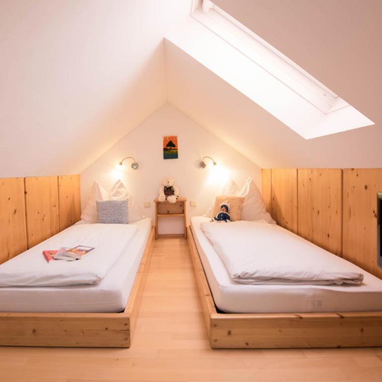 Ferienwohnungen Schwalbennest - Apartment - auf 2 Etagen - 4