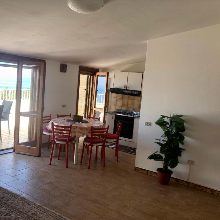 Penthouse Mare e Monti - Appartamento con 2 Camere da Letto - 12