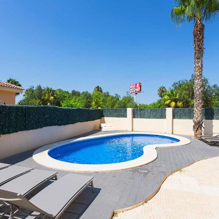 CH Villa Calida Monteazul - Three-Bedroom Villa - 28